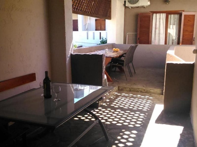 Fotoula Studios & Apartments 10