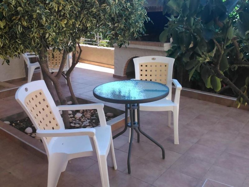 Fotoula Studios & Apartments 13