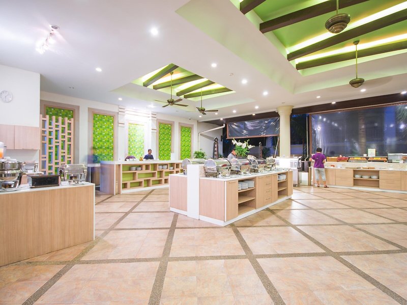 Deevana Patong Resort & Spa 26