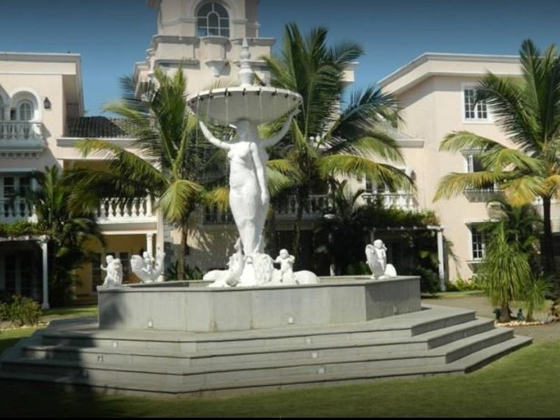 Club Mahindra Emerald Palms Resort 4