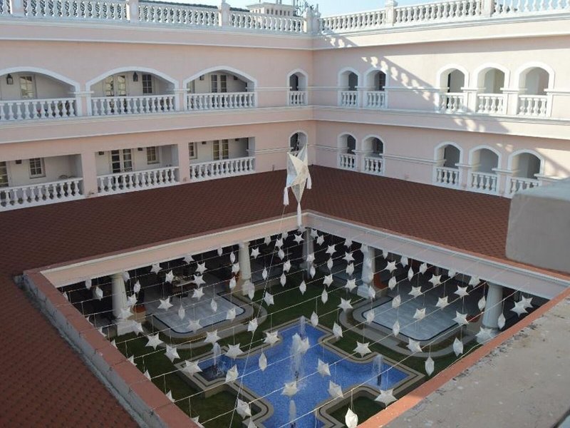 Club Mahindra Emerald Palms Resort 6
