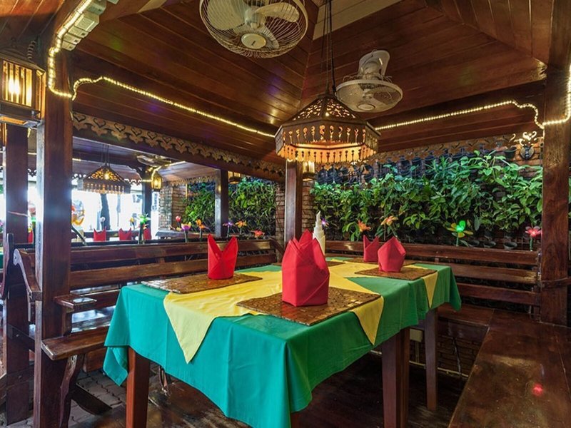 Tropica Bungalows 18