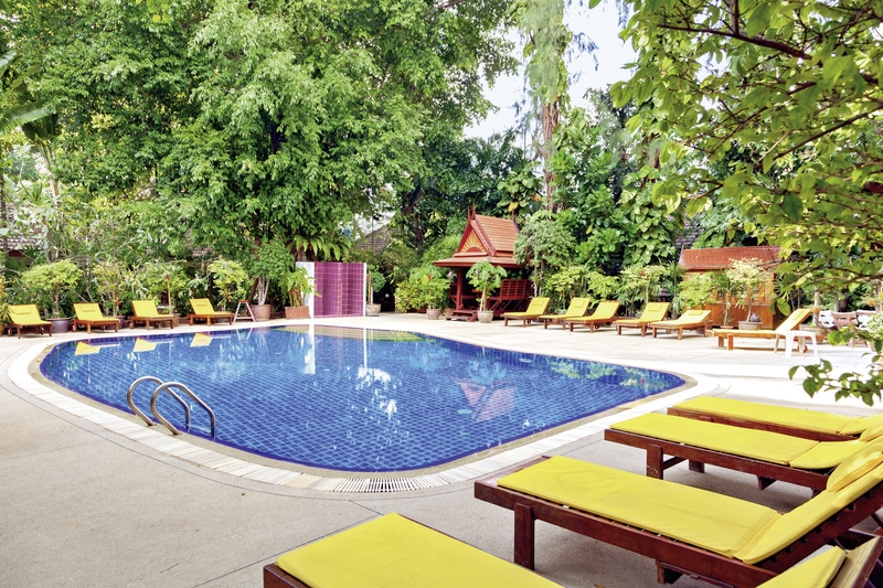 Tropica Bungalows 1