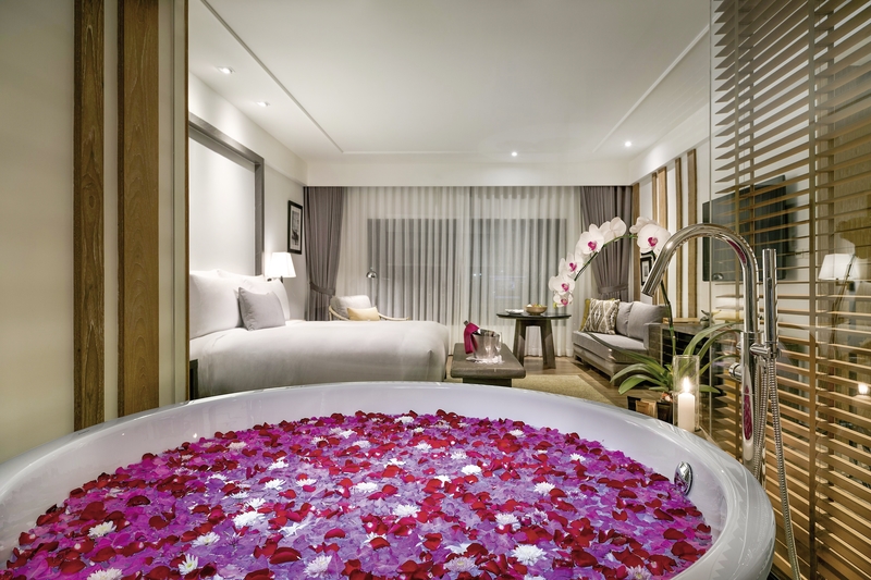 The Nai Harn Phuket 7