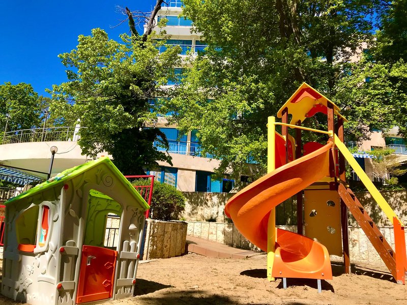 Holiday Park & Spa 36