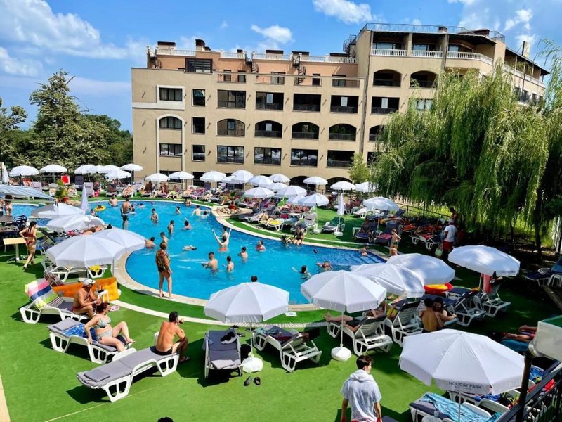 Holiday Park & Spa 9