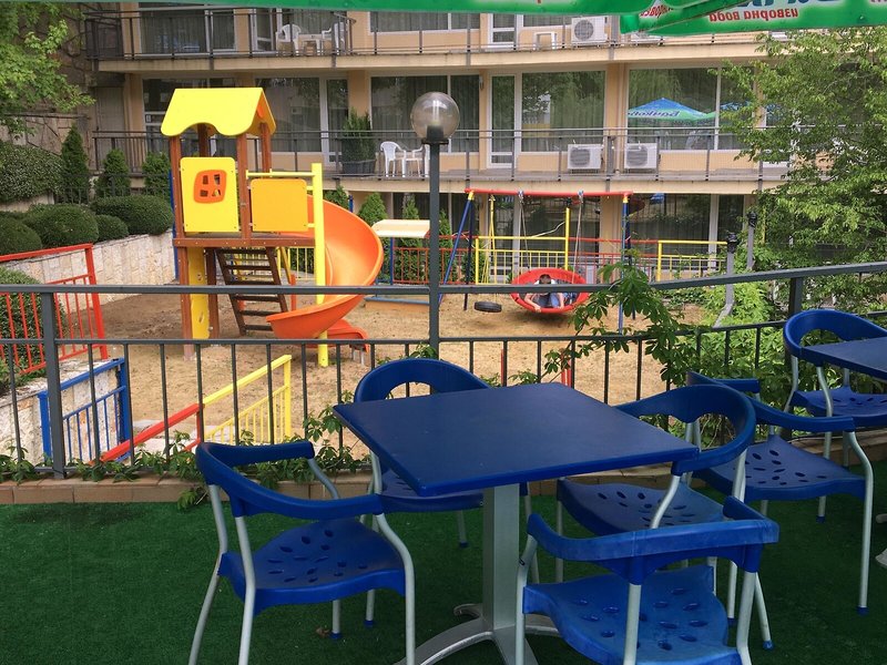 Holiday Park & Spa 33