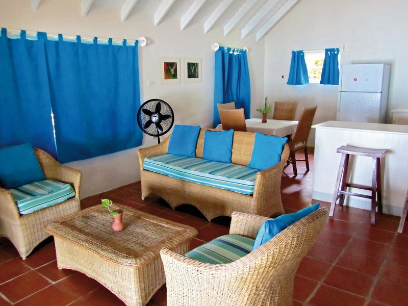 Blue Waters Inn 6