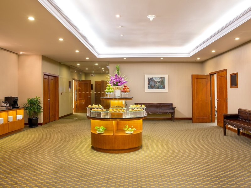 Saigon Prince Hotel 12