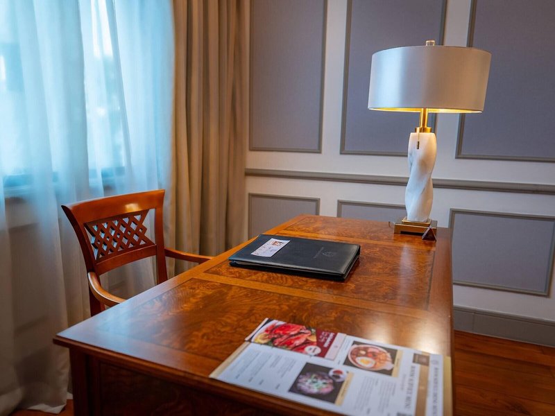 Saigon Prince Hotel 25