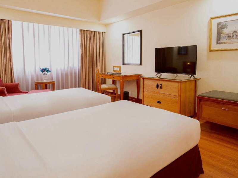 Saigon Prince Hotel 37