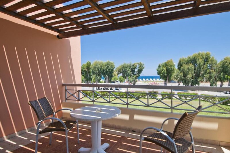 Kipriotis Maris Suites 14