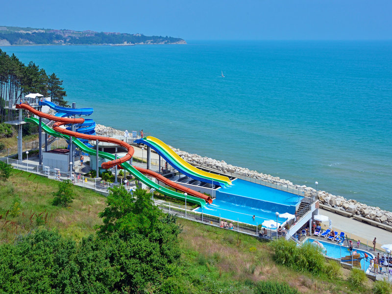 Sol Luna Bay Resort 8 - Outdoor Pool