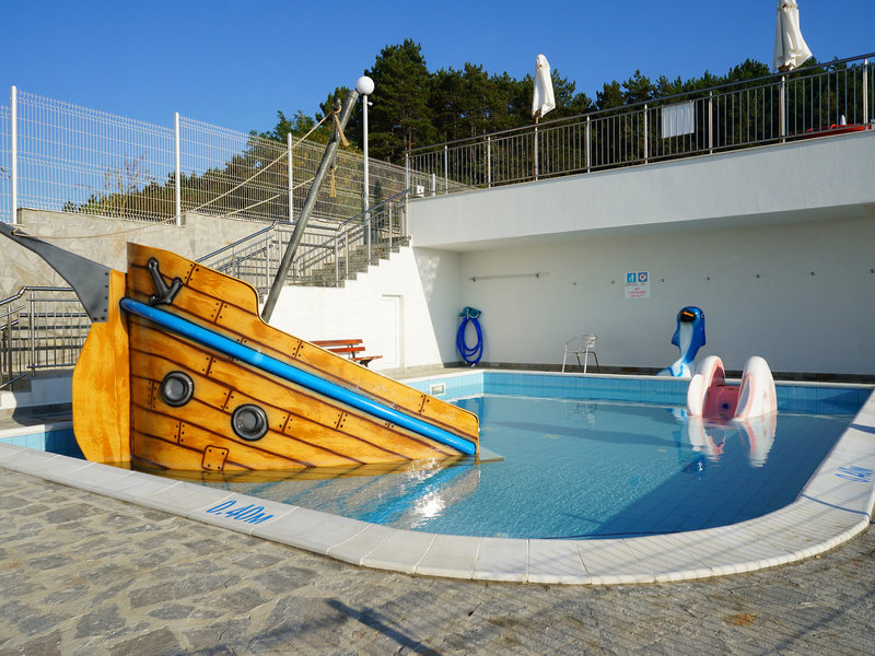 Sol Luna Bay Resort 17 - Outdoor Pool