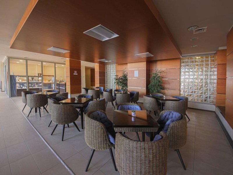 Sol Luna Bay Resort 20 - Restaurant