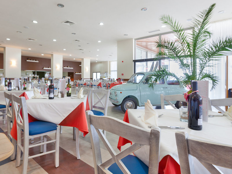 Sol Luna Bay Resort 27 - Restaurant