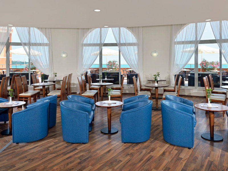 Sol Luna Bay Resort 32 - Restaurant
