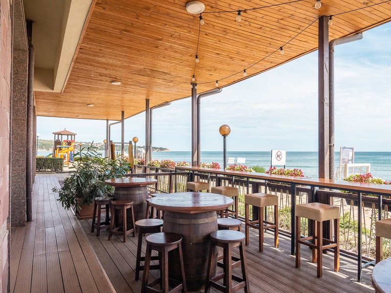 Sol Luna Bay Resort 49 - Restaurant