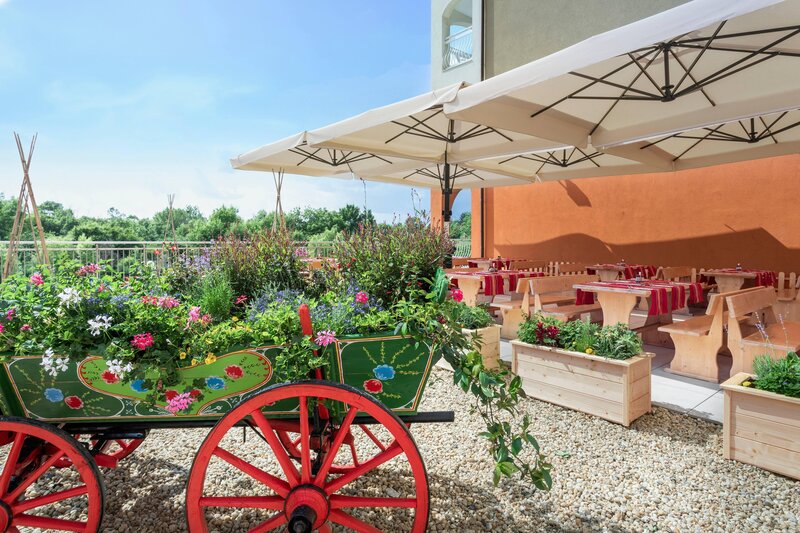 Sol Luna Bay Resort  29