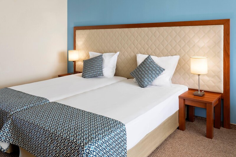 Sol Luna Bay Resort  36