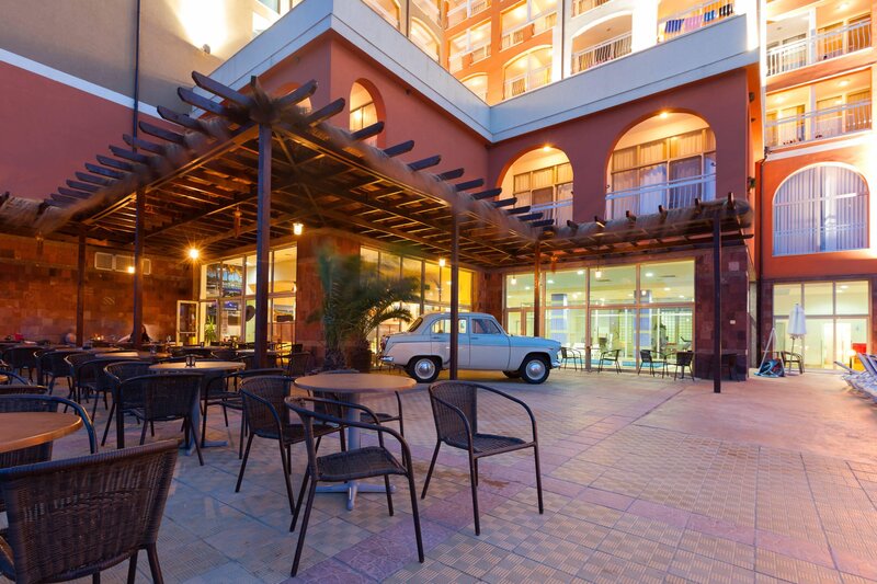 Sol Luna Bay Resort  54