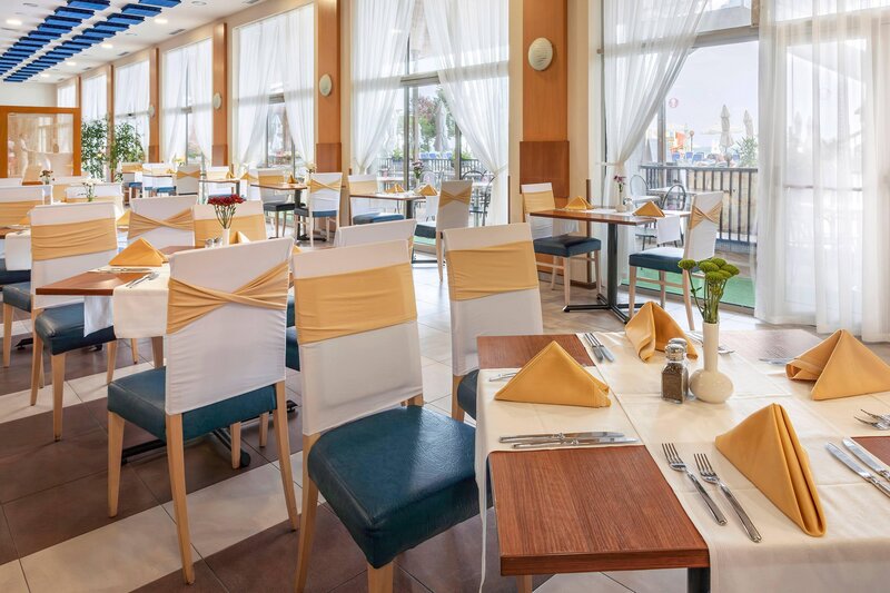 Sol Luna Bay Resort  60