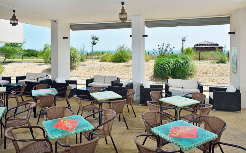 Sol Luna Bay Resort  20