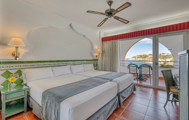 Playacálida Spa Hotel 10