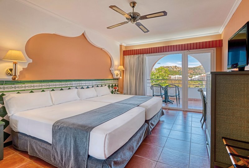 Playacálida Spa Hotel 12