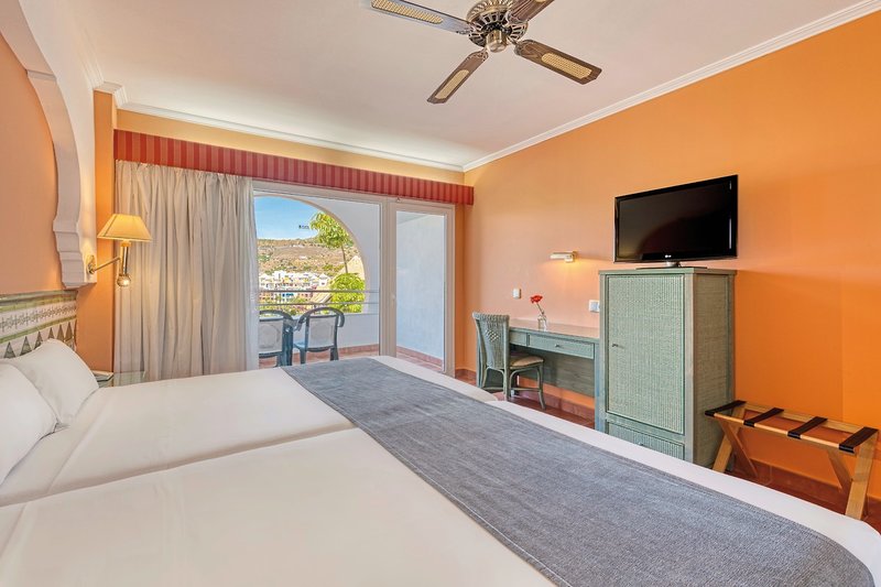 Playacálida Spa Hotel 13