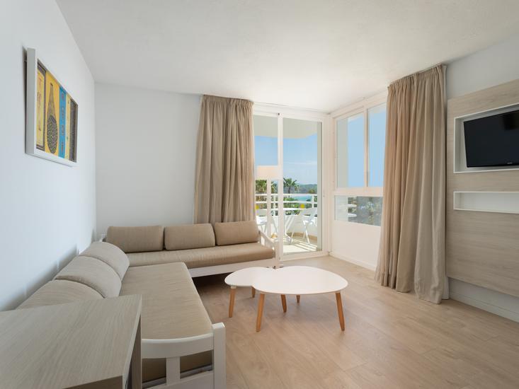 Palia Sa Coma Playa 15 - Room Example