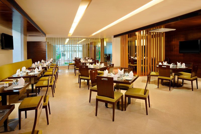 Four Points by Sheraton Ahmedabad 3