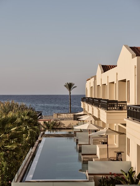 Asterion Beach Hotel & Suites 8
