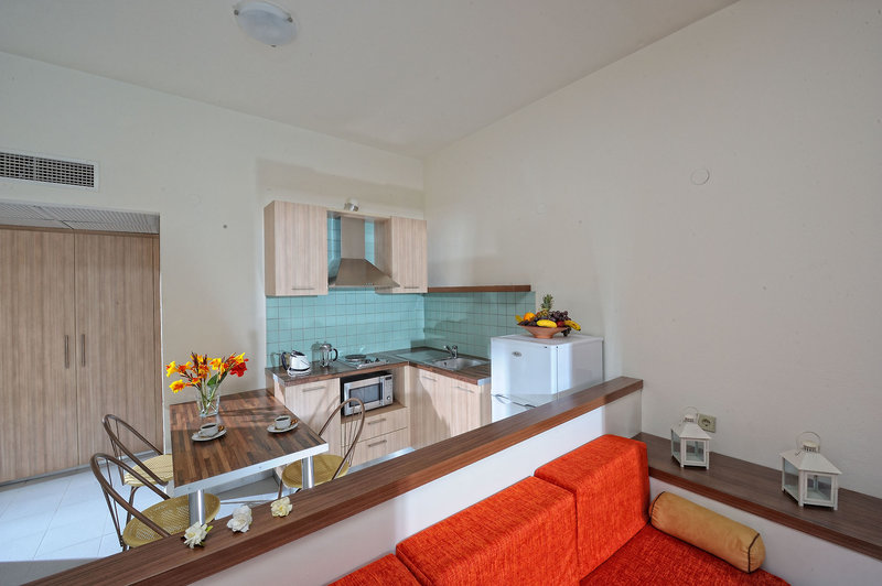 Meropi Hotel & Apartments 9
