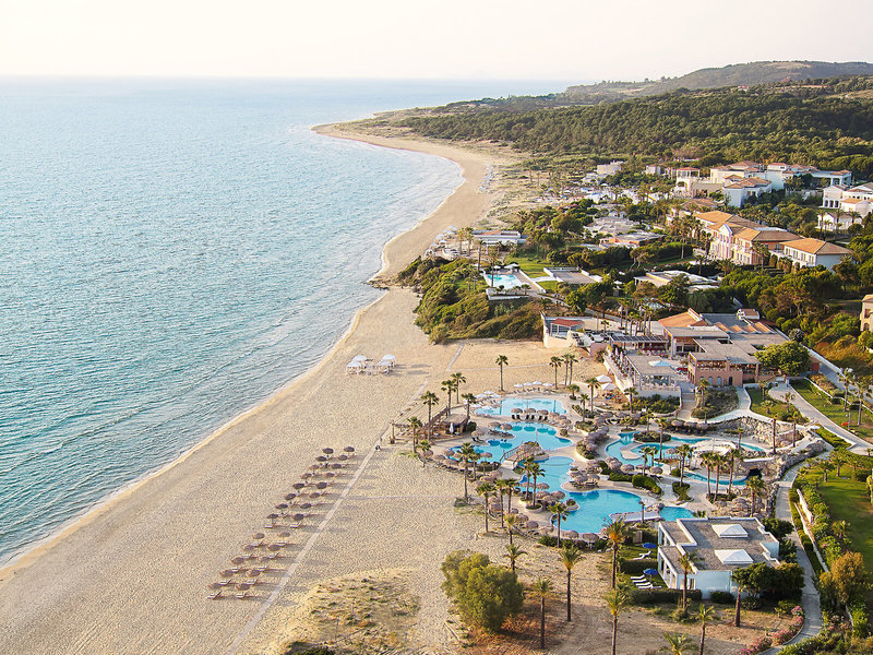 Grecotel Olympia Oasis & Aqua Park 1