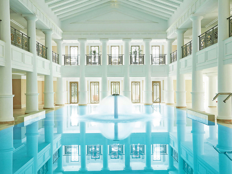 Mandola Rosa, A Grecotel Resort to Live 8