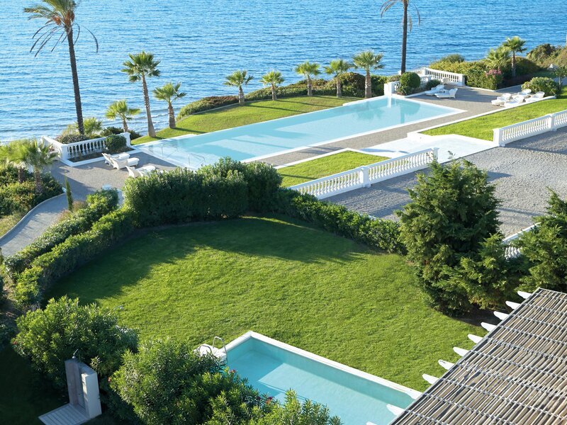 Mandola Rosa, A Grecotel Resort to Live 69