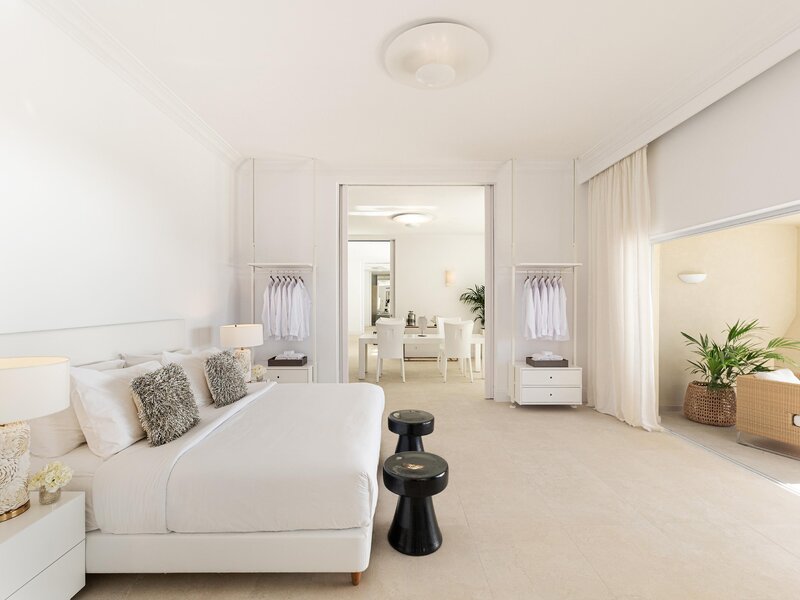 Mandola Rosa, A Grecotel Resort to Live 80