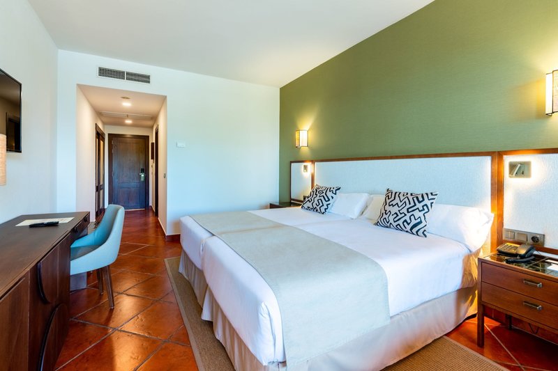 Puerto Antilla Grand Hotel 25