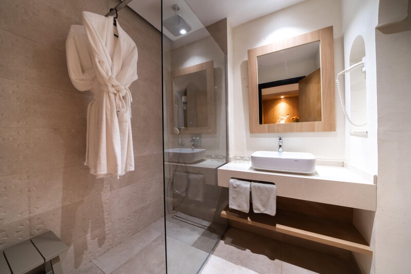 Sentido Djerba Beach 60 - Bathroom Example