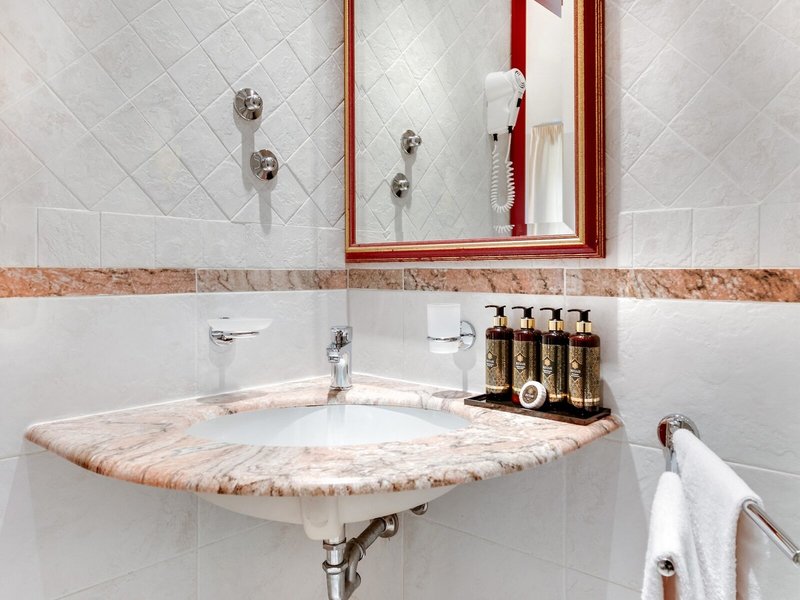 Custodisca Hotel Evolution 17
