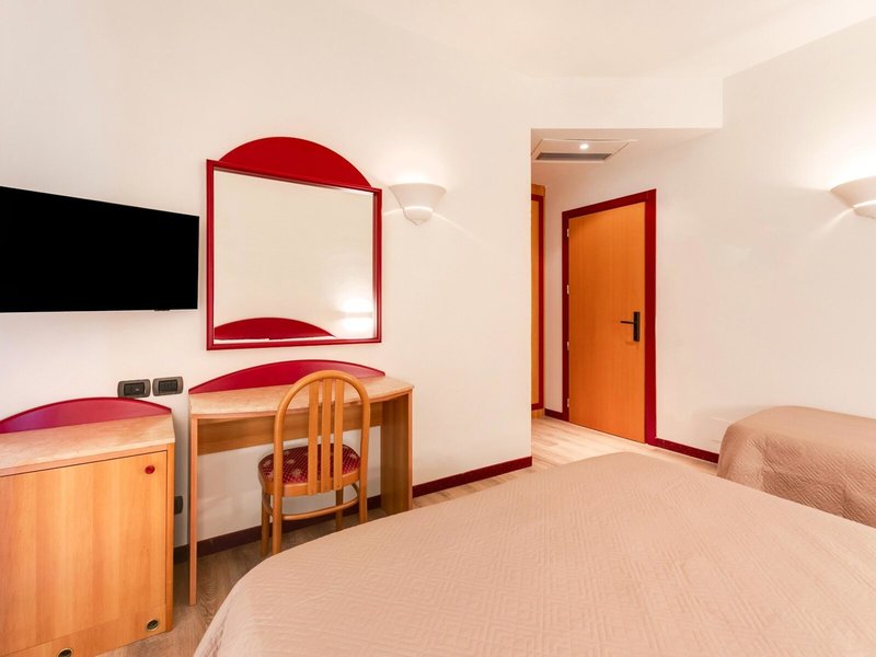 Custodisca Hotel Evolution 26