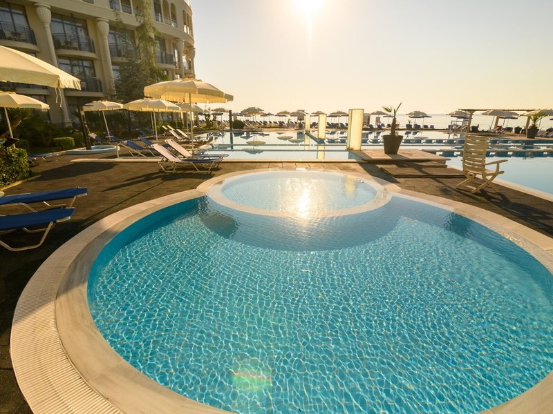 Azalia Hotel Balneo & SPA 10