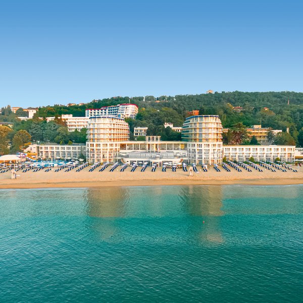 Azalia Hotel Balneo & SPA 9