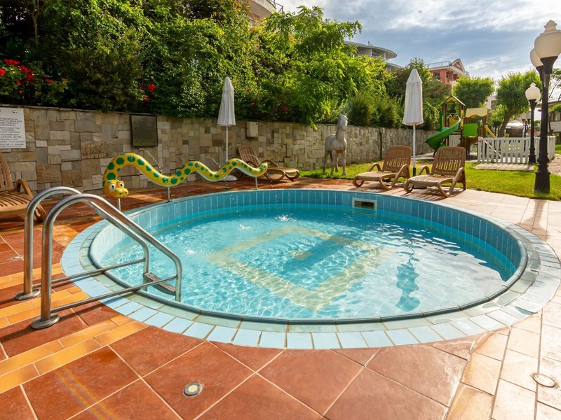 Helena Resort - Helena Park 11 - Outdoor Pool