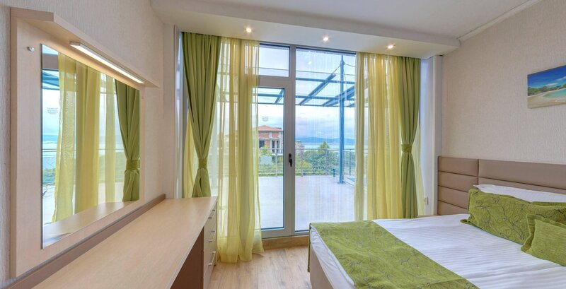 Sol Marina Palace 63