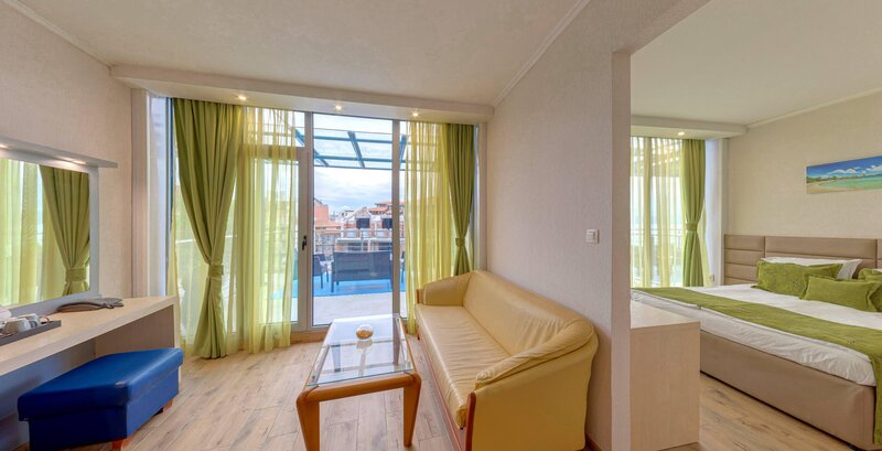 Sol Marina Palace 64