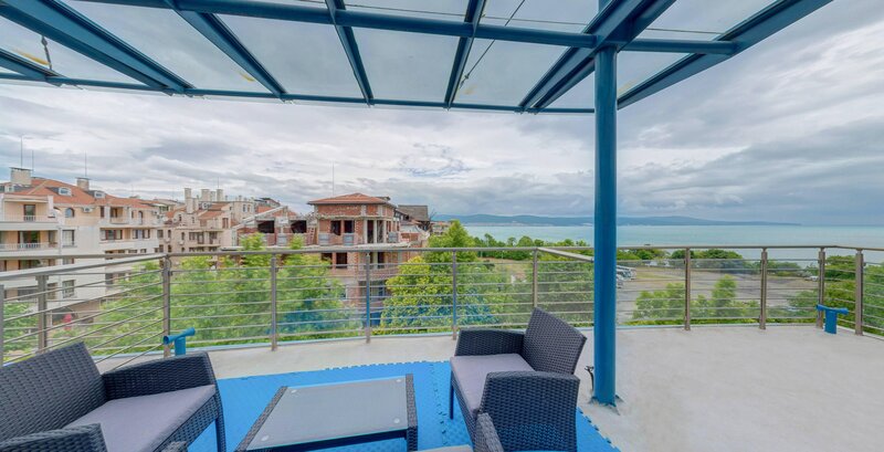 Sol Marina Palace 66