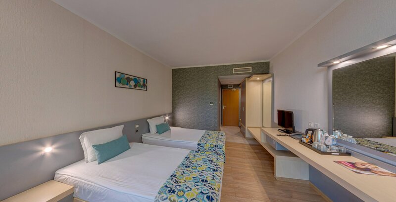 Sol Marina Palace 30