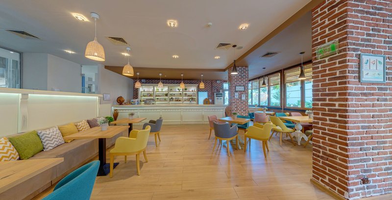 Sol Marina Palace 18